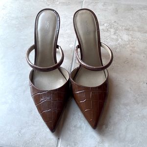 Michael Kors Croc brown high heels slip one.